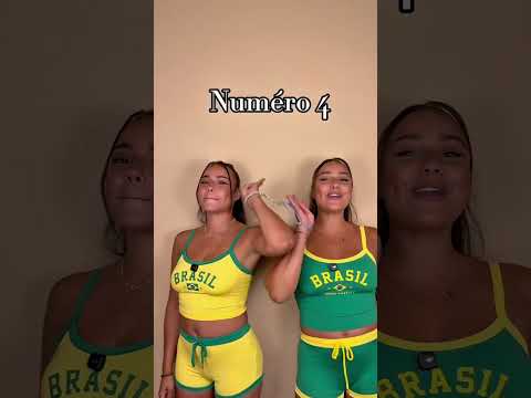 À vous de jouer pour la 7 ème différence ! #twins #twinmoments #twinsisters #sister #funny