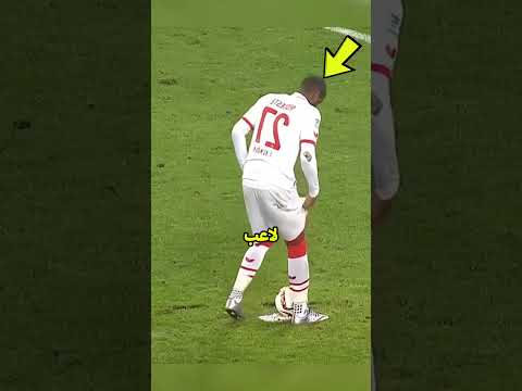 حطم نقطة الجزاء بدون أن يلاحظه أحد