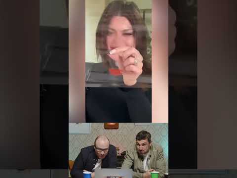 НЕ СМЕЙСЯ! Мы ЧУТЬ не захлебнулись от смеха 🤣💦 Баженов vs Генич |  #НельзяСмеяться #СмехСВодой #Юмор