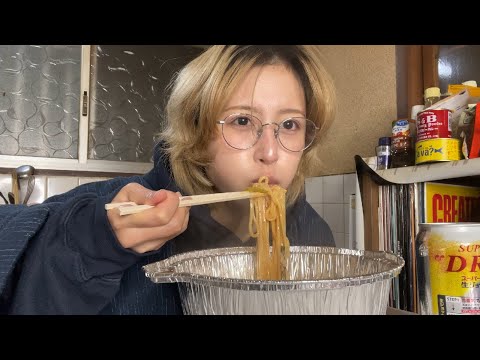 【キムチ鍋】すすってるのは鼻水なのか麺なのか