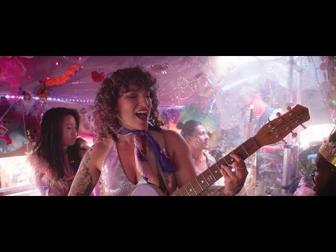 Aviva La Viv - FANTASY (Official Music Video)
