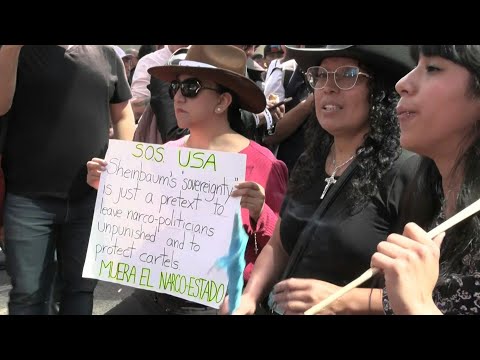 Mexican Police blocks Gen Z march to Zocalo Square | AFP