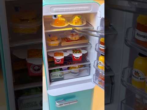 Cùng mình chơi trò sắp xếp đồ ăn vào tủ lạnh mini ⁉️🎀 @miumiudoibung #youtubeshorts