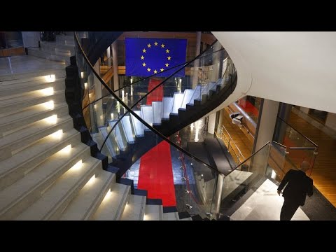 Metsola levanta imunidade a eurodeputados