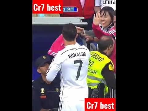 Cristiano Ronaldo - cr7 give shirts to his fans - #cr7 #shorts