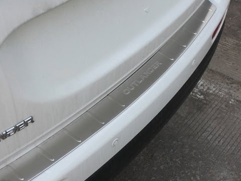 Накладка на задний бампер Mitsubishi Outlander 2014