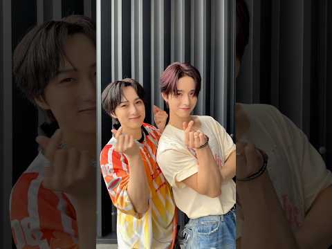 #INI | 'Present' with #JO1 #佐藤景瑚 #KEIGO #尾崎匠海 #TAKUMI #INI_THE_WINTER_MAGIC #INI_Present #ウィンマジ