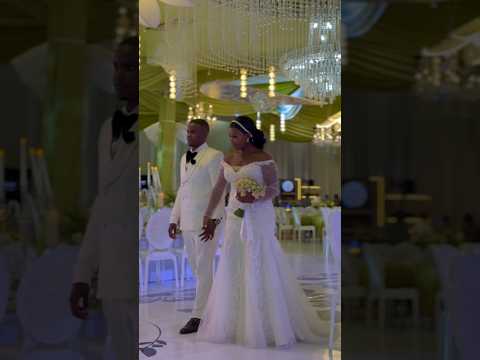 Bride and groom & wedding cake #latestafricaprint #wedding #fashion #africanclothing