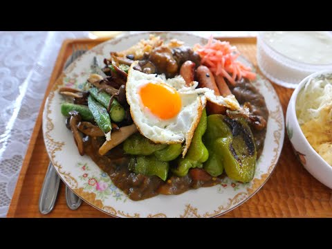 もりもりカレー　赤い雨