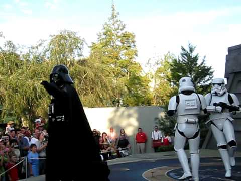 Vader Dances to Hammer You Cant Touch This Dance: Star Wars weekends 2009 Disney