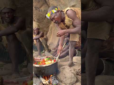 Interesting cooking skills #food #cooking #africa #gatherer #foodpreparation #hunters #cookingfood