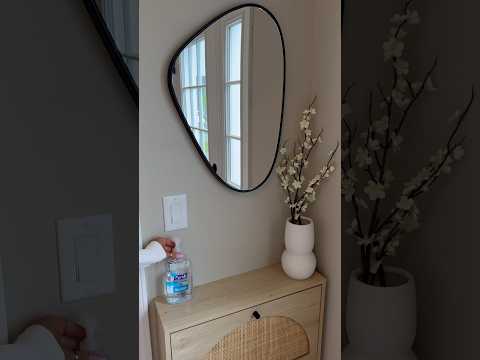 Entryway refresh ๐โจ Shop my Amz under โEntryway Decorโ link in bio #organization #aesthetic #decor