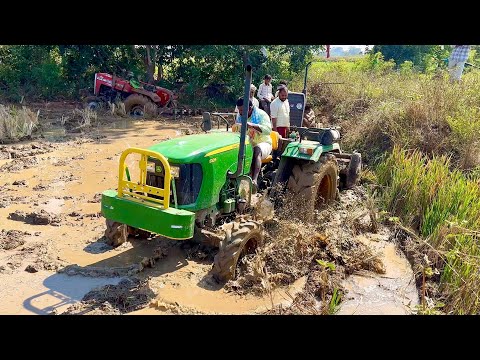 Massey ferguson tractors stuck in mud Rescued by John Deere tractor |tracto video |