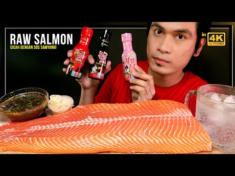 pengganti KATE YUP makan 2KG RAW WHOLE SALMON! (Mukbang Malaysia) cicah sos samyang!
