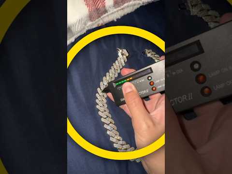 Cuánto Dinero Gana comprando esta Cadena de Diamantes de un Rapero