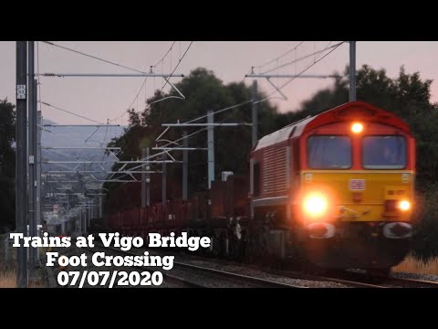Trains at Vigo Bridge Foot Crossing (07/08/2020)