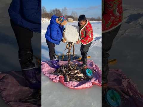 Part fifty-five 55 snow fish catching #ytshorts