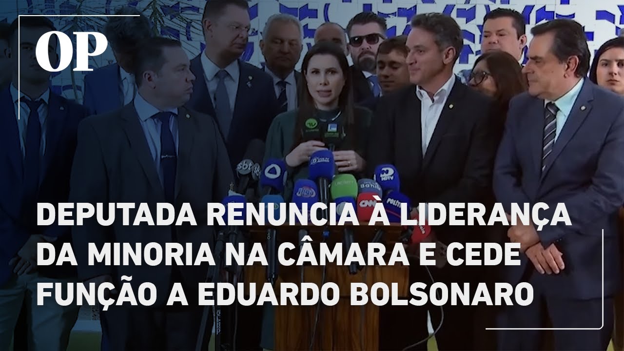 Deputada renuncia à liderança da Minoria na Câmara para transferir função a Eduardo Bolsonaro