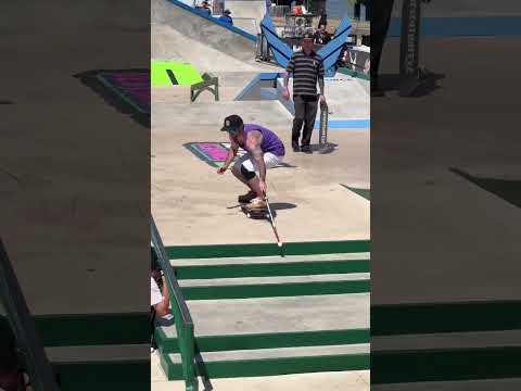 Adaptive skateboarder Justin Bishop @ The Dew Tour🦯🛹