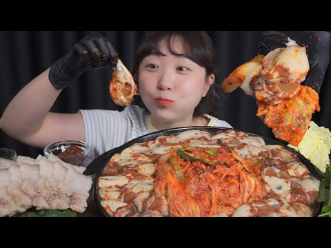 겉절이 굴 김치와 함께 먹는 수육 폼 미쳤다 Mukbang