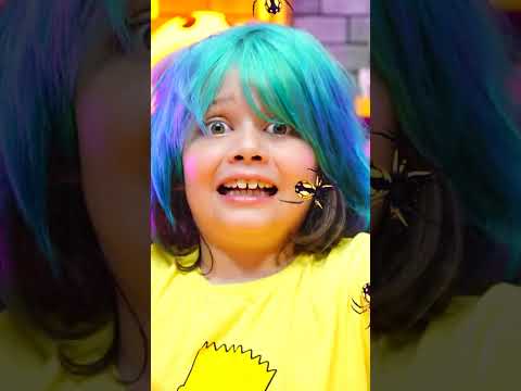 CHOO CHOO CHARLES TRANSFORMOU MINHA MÃE EM ARANHA ( Alec GO! #shorts )