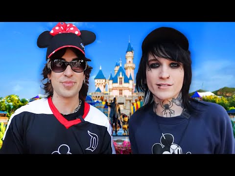 Jake & Johnnie Go To Disneyland