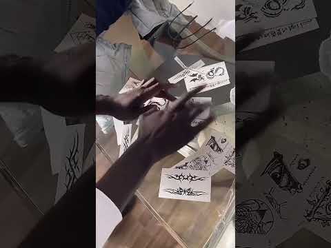 Respuesta a @Al3x177 se le ven jejeje🥰 : #shorts #short #maurice_gomis