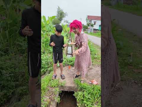 Đừng làm cậu bé tức giận || Don’t make the boy angry #shorts