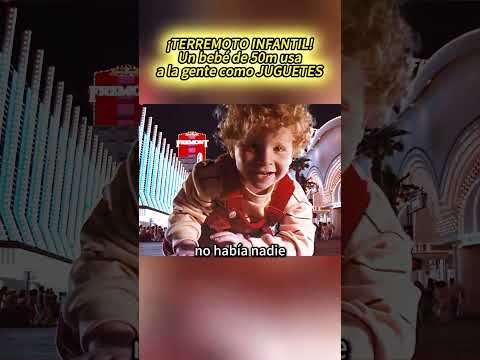 ¡TERREMOTO INFANTIL! Un bebé de 50m usa a la gente como JUGUETES 🧸☠️#shorts
