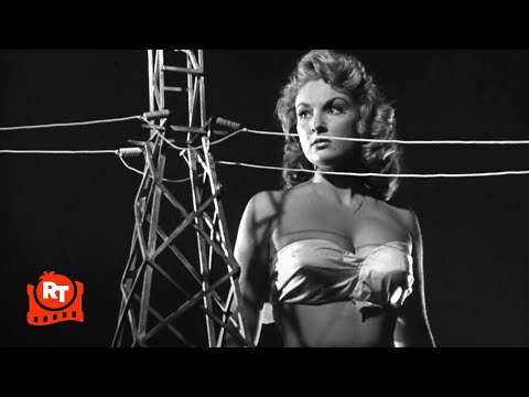 Attack of the 50-Foot Woman (1958) - Drunk Man Sees BIG LADY! (10/12) | Movieclips