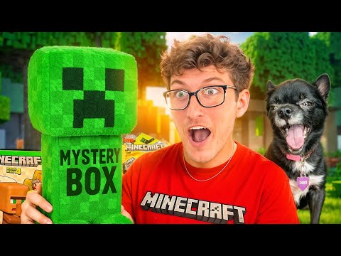 PUDDIN GOT ME A MINECRAFT MYSTERY BOX!!