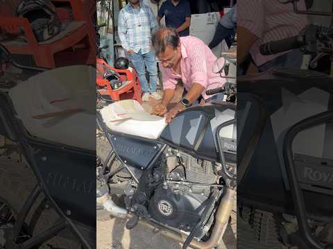 RE Himalayan 411 touring seat modification #himalayan411 #himalayan450 #seatmodification