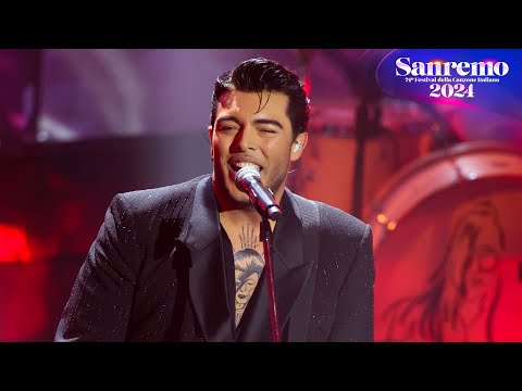 Sanremo 2024 - The Kolors cantano "Un ragazzo una ragazza"