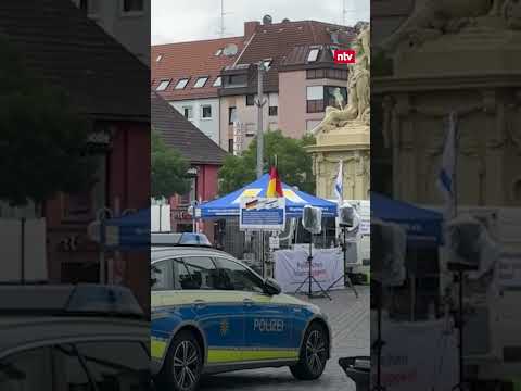 Mannheim: Messerangreifer attackiert Islamkritiker und Polizisten | #ntv #shorts #mannheim