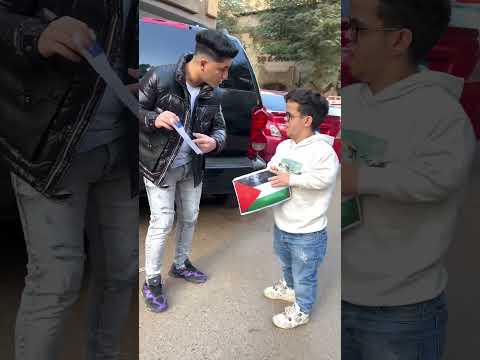 يا الله شاهد هذا الرجل يقطع علم اسرايل ويرفع علم فلسطين ♥️🥹 #funny #shorts