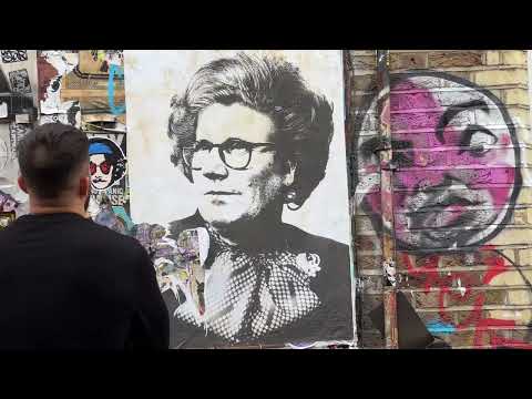 Walking in London | Discover Hidden Street Food Gems 🍜🍔#travel #explore #streetfood #london