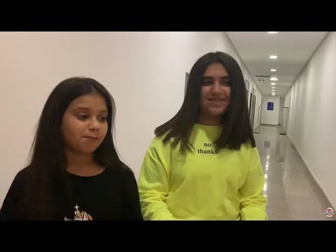 فجر قصت شعرها ونور تبي تقلدها 🙈