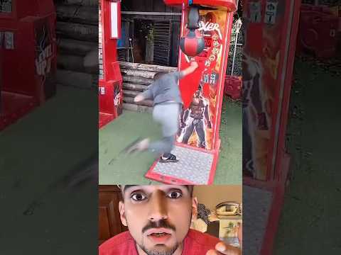 Ha tirato il pugno perfetto 👌🏽 😂 #ironia #risate #viraleshorts #fahadafzal #pugno #perfetto