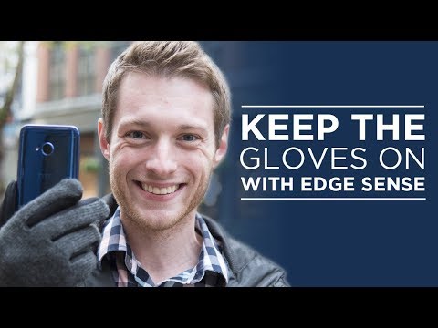 HTC U11 life | Do More with the Gloves On