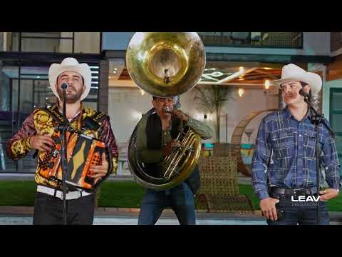La Historia de un Ranchero - El Piloto y Su Estilo x Gonzalo Eguino (En Vivo)