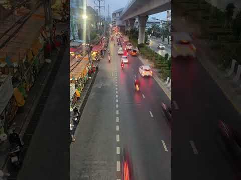 ဘန်ကောက် ညနေ ဘန်ခဲစျေးနား #burmese #မြန်မာ #bangkok