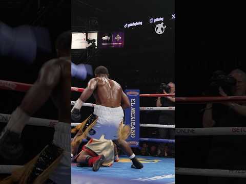 Charles Conwell dug deep with a 𝐍𝐀𝐒𝐓𝐘 body shot that put Khiary Gray on the canvas! 🥴