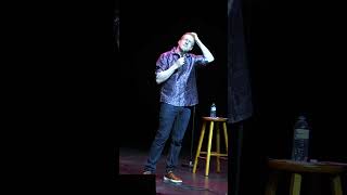 Broken Lights Can't Stop This Comedian's Show