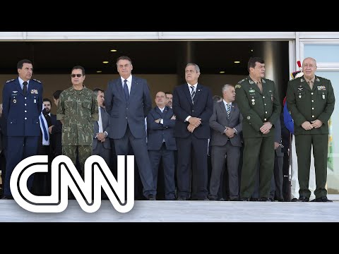 General Santos Cruz vê 'desgaste da imagem das Forças Armadas' após desfile | EXPRESSO CNN