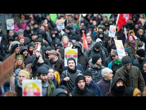 🔴Left-wing demonstrators rally in Riesa during AfD party congress