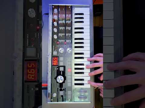 Creating a little jam to go along with the Poly Synth Preset on microKORG Crystal