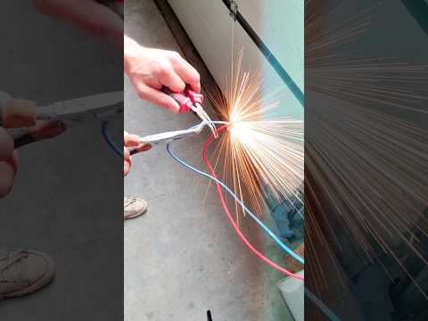 Court circuit sur 16A phase neutre #lesdisjonctes #électricité #court-circuit