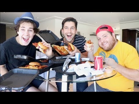 HOT CHICKEN MUKBANG WITH DAVID DOBRIK AND JONAH!!