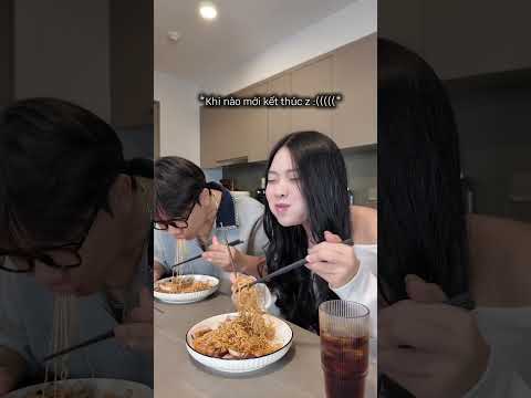 Thử thách ăn cùng tốc độ của người yêu