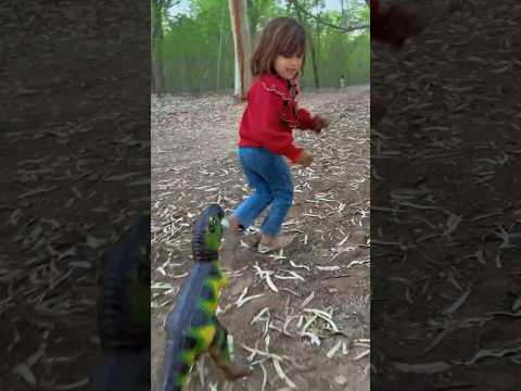 OMG 😱 Dinosaur attack Kar Diya #viral #sad #trending #shorts